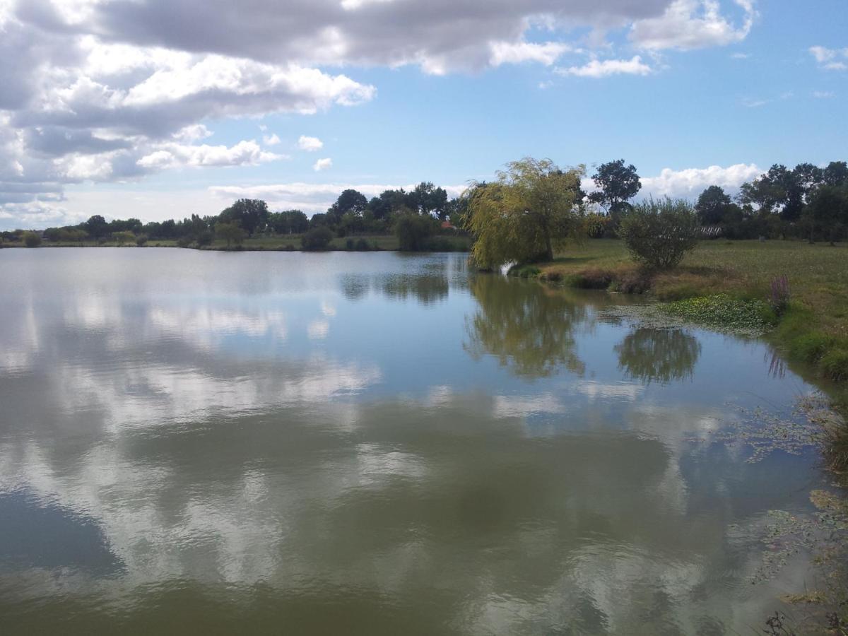 Camping Du Lac De Saujon Exterior foto